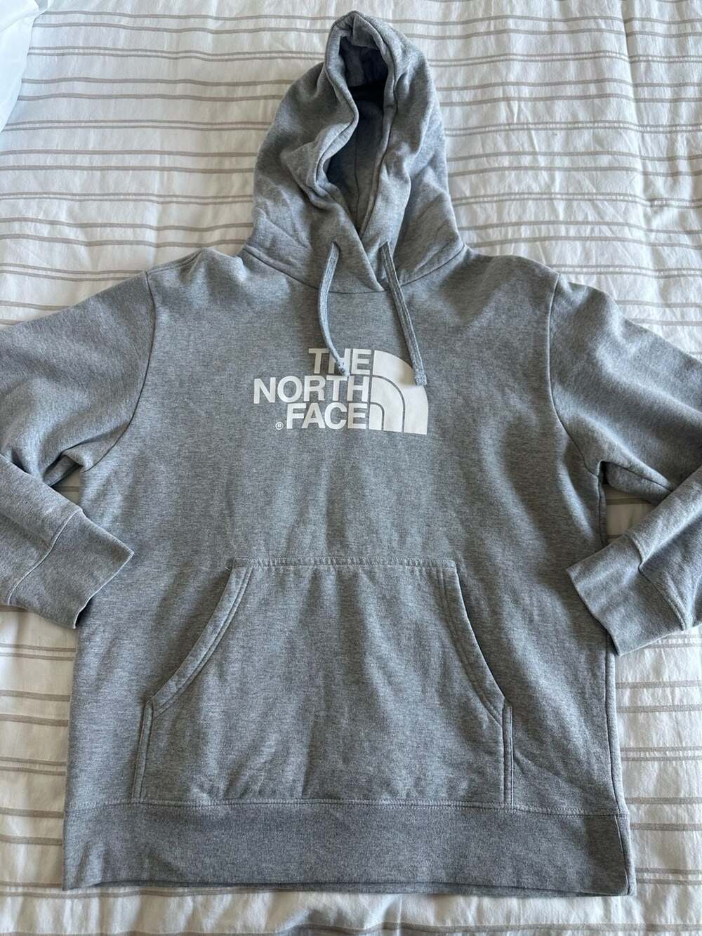 The North Face Men's Half Dome Logo Gray Pullover Hoodie Size L